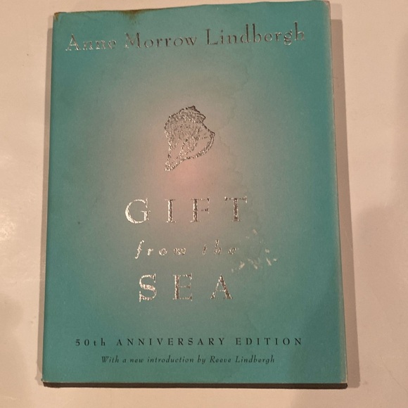 “Gift from the Sea,” hardcover with dust jacket - Picture 1 of 3